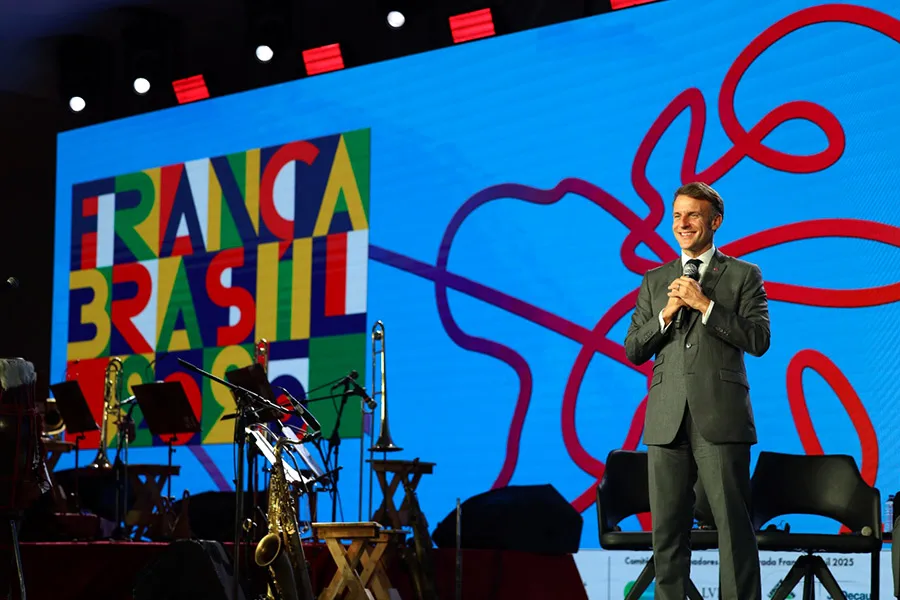 Jerônimo Rodrigues, Margareth Menezes e Emmanuel Macron abrem Festival Nosso Futuro Brasil–França, no Museu de Arte Moderna da Bahia