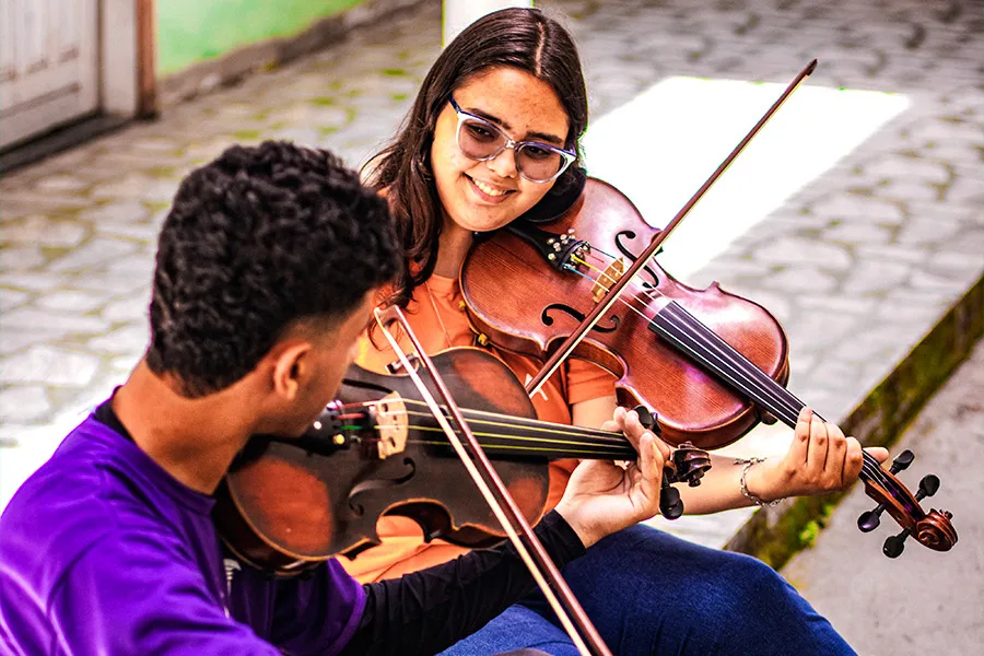 NEOJIBA promove série de recitais com jovens músicos de Teixeira de Freitas