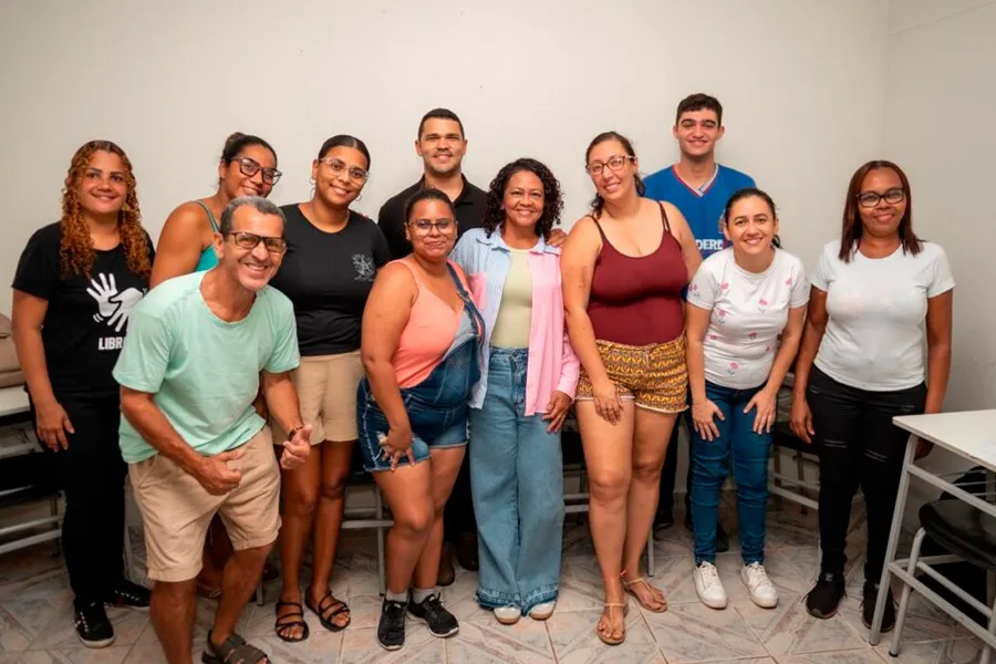 Prefeitura de Teixeira de Freitas transforma vidas com o Programa Brasil Alfabetizado