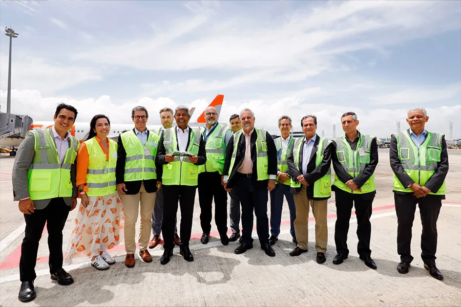 Bahia lança primeira operação regular de voos abastecidos com combustível sustentável de aviação na América Latina Bahia lança primeira operação regular de voos abastecidos com combustível sustentável de aviação na América Latina