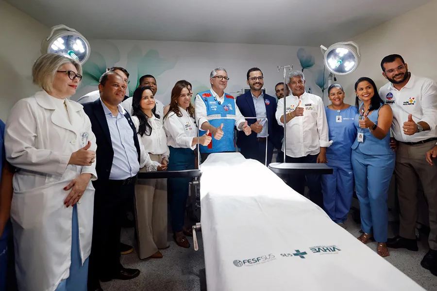 Bahia inaugura primeiro hospital de transição do SUS e anuncia pacote superior a R$ 2,5 bilhões para ampliar combate ao câncer Bahia inaugura primeiro hospital de transição do SUS e anuncia pacote superior a R$ 2,5 bilhões para ampliar combate ao câncer