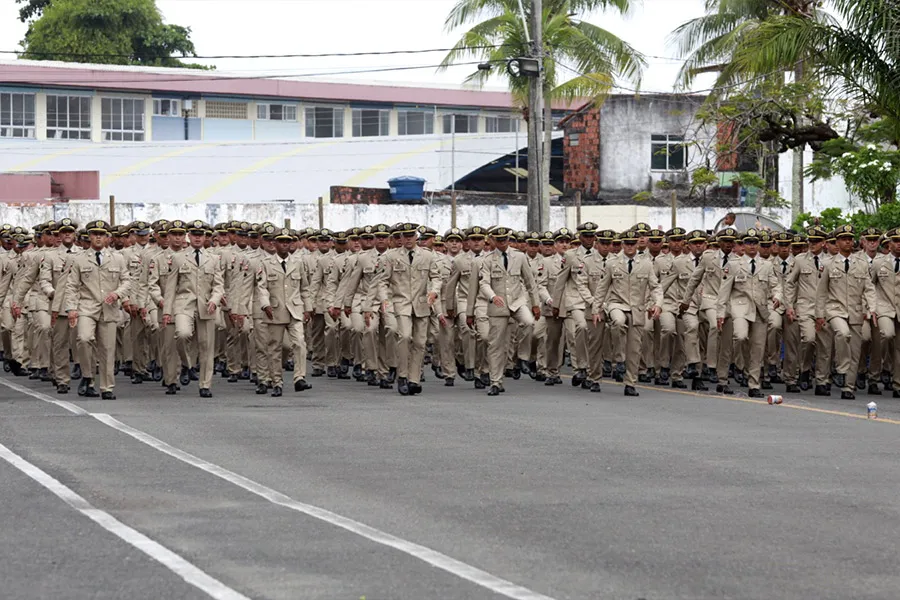 Bahia forma 1.865 novos soldados para reforçar a segurança pública Bahia forma 1.865 novos soldados para reforçar a segurança pública