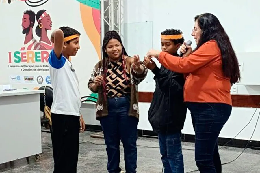 Projeto Sererqín 2025 promove reflexão antirracista por meio da leitura e da escrita na Escola Manoel Cardoso Neto