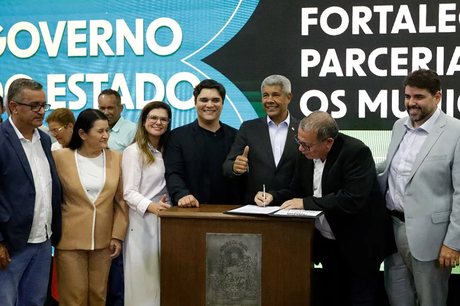 Governo do Estado investe R$ 252 milhões em obras de infraestrutura e urbanização para 31 municípios baianos