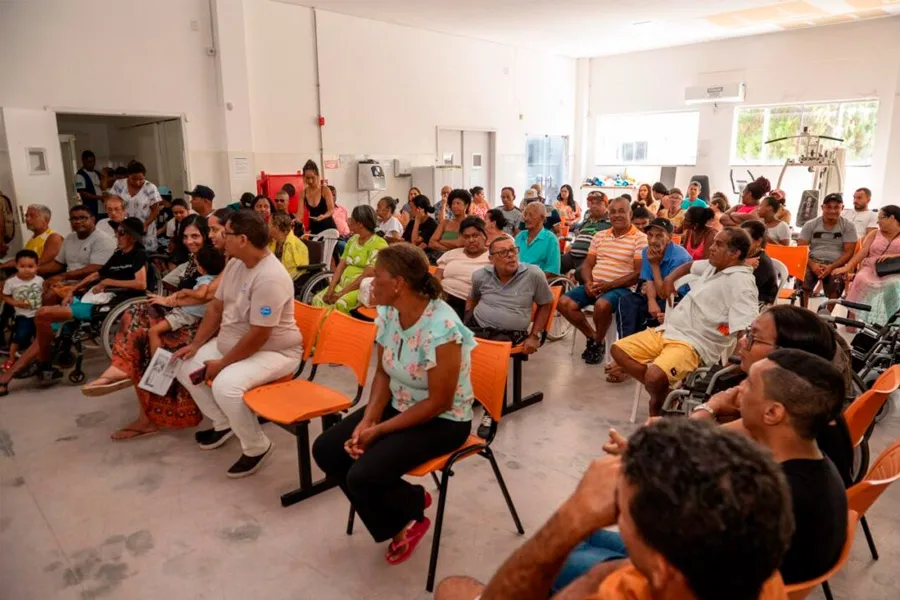 Prefeitura reforça compromisso com autonomia e inclusão ao entregar cadeiras de rodas pelo CER IV