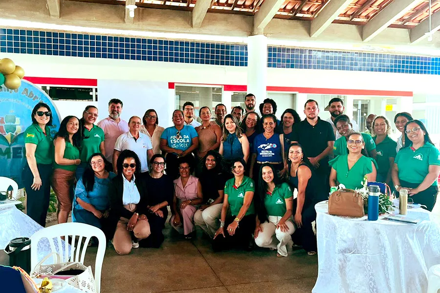 Suzano promove Encontro do ADE Abr'olhos em Caravelas e comemora avanços de 2025 na educação pública