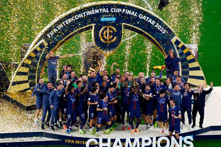 Flamengo perde para PSG e vê sonho do bi mundial ser adiado 