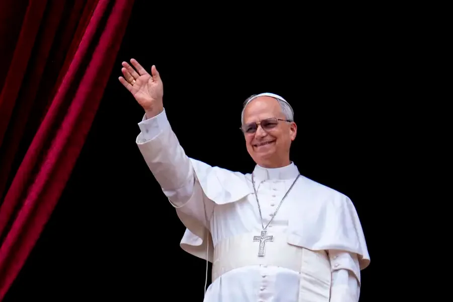 Papa Leão XIV defende paz desarmada espelhada em luta de Cristo