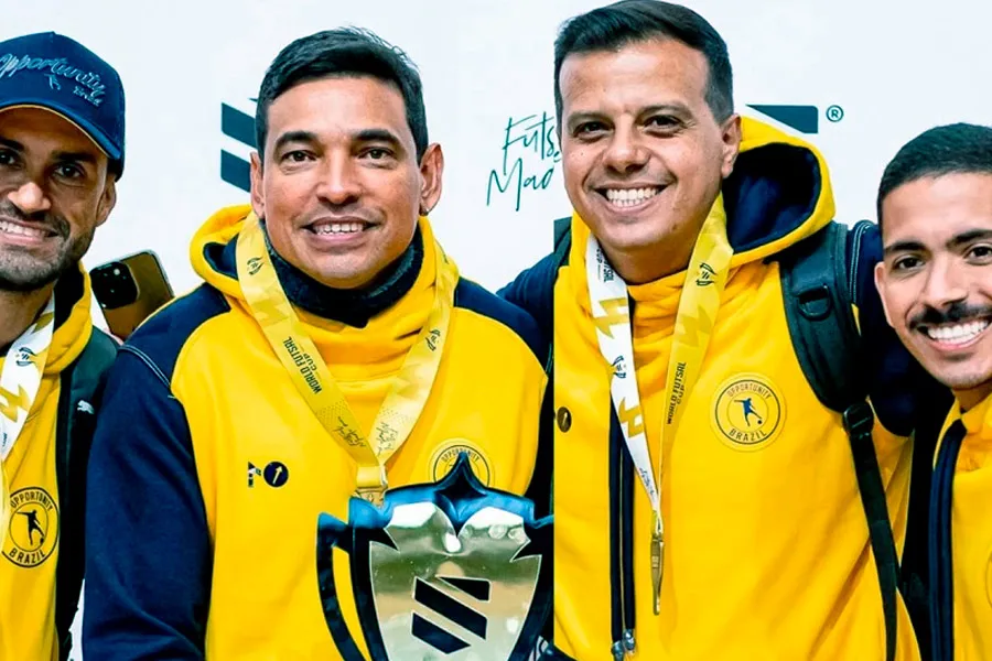 Técnico e alunos teixeirenses sobem ao pódio em campeonato mundial de Clubes na Espanha