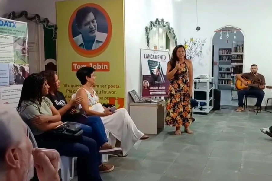 Biblioteca Municipal promoveu o 4º Sarau Literário com valorização da cultura e leitura