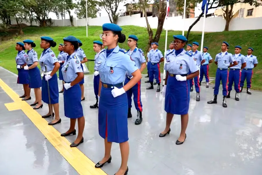 Colégio da Polícia Militar divulga lista de contemplados no sorteio para as escolas e creche da Bahia