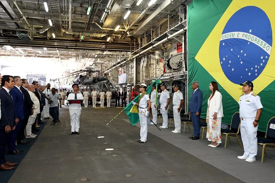 Governador Jerônimo Rodrigues recebe Medalha de Mérito Naval durante a Operação Aspirantex 2026 Governador Jerônimo Rodrigues recebe Medalha de Mérito Naval durante a Operação Aspirantex 2026