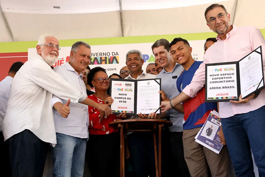 Jequié recebe ordens de serviço para construção de campus da UFSB e Arena Brasil Jequié recebe ordens de serviço para construção de campus da UFSB e Arena Brasil