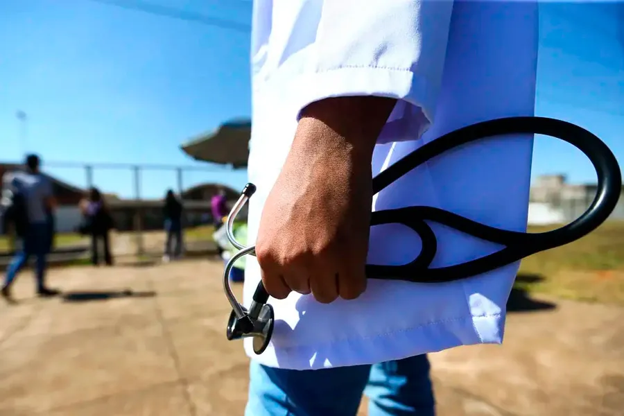 Prazo de inscrição no Mais Médicos Especialistas termina no dia 19