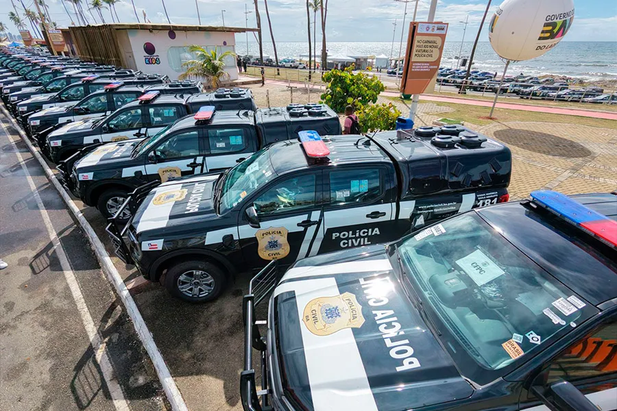 Bahia fortalece forças de segurança com entrega de 112 viaturas, armamentos e novos equipamentos Bahia fortalece forças de segurança com entrega de 112 viaturas, armamentos e novos equipamentos