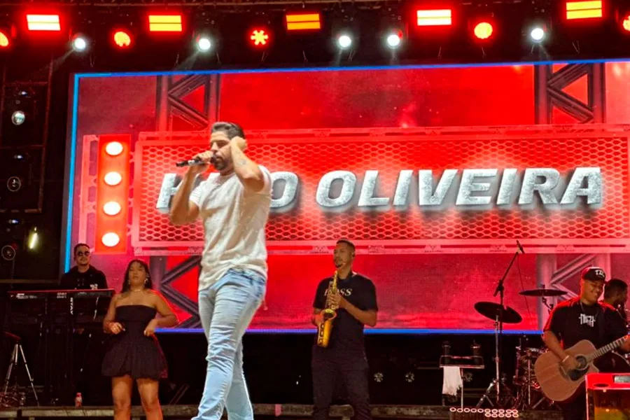 Banda Babalu, Kaio Oliveira e Clevinho Santana encerram o Carnaval de Mucuri