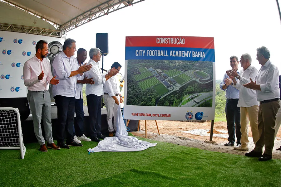 Com presença do governador, City Football Gruop inicia obras no maior CT da América Latina