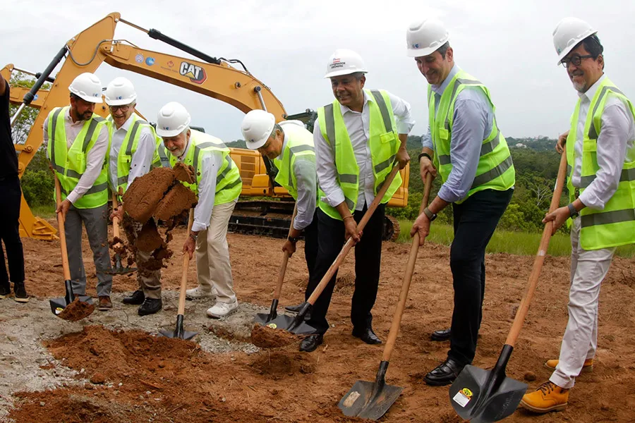 Com presença do governador, City Football Gruop inicia obras no maior CT da América Latina