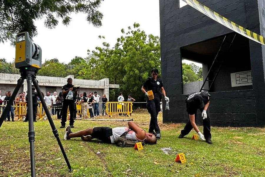 ‘De Olho na Segurança’: Segundo dia do workshop simula coberturas de alto risco e avalia práticas jornalísticas