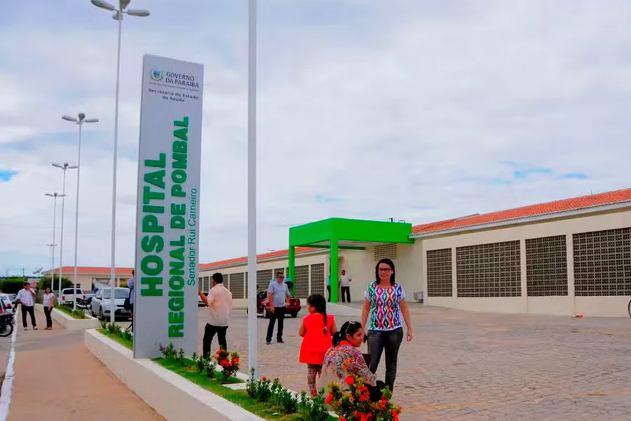 Mulher morre e mais 113 pessoas vão a hospital após comerem em pizzaria na Paraíba