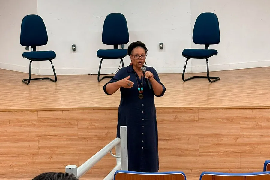 Calouros do CUNI/UFSB Polo Medeiros Neto participam da Semana de Acolhimento em Teixeira