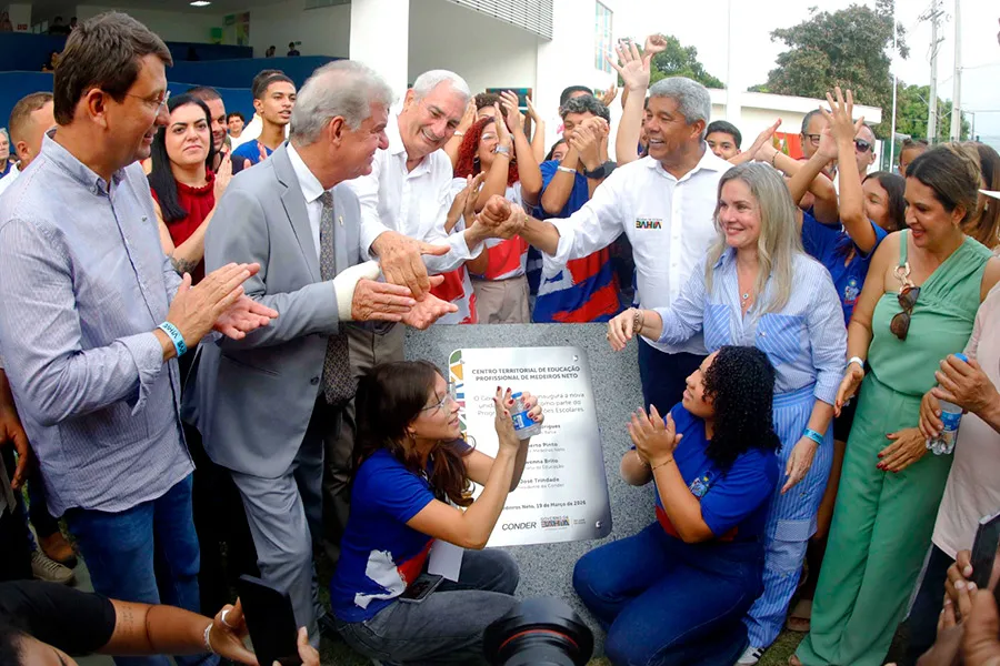 Medeiros Neto vira a página: Beto Pinto lidera transformação com apoio do Estado