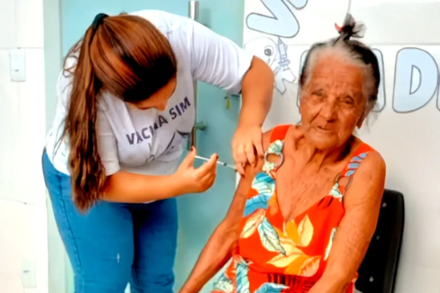 Prefeitura realiza Dia D de vacinação contra a gripe com ampla mobilização nas unidades de saúde
