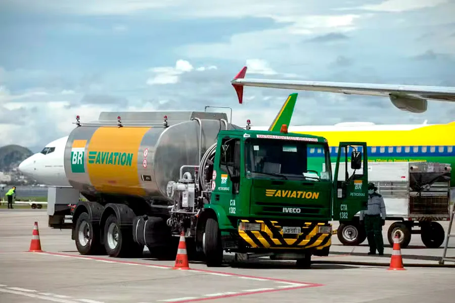 Petrobras reajusta preço do querosene de aviação em até 56,3%