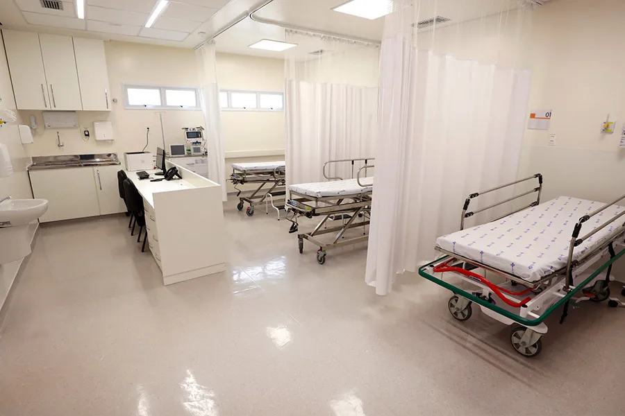 No Dia Mundial da Saúde, Bahia entrega serviço de radioterapia e consolida expansão da rede pública