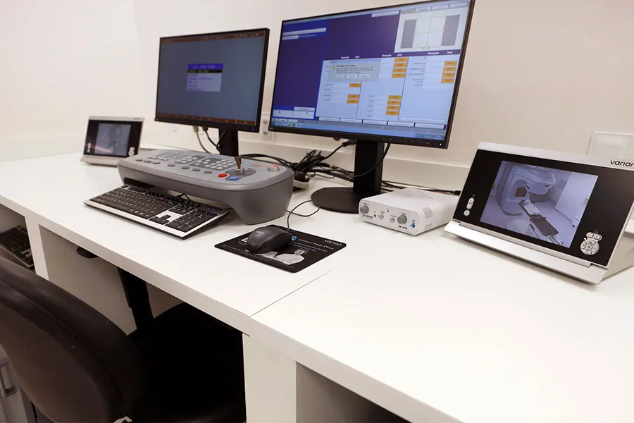 No Dia Mundial da Saúde, Bahia entrega serviço de radioterapia e consolida expansão da rede pública