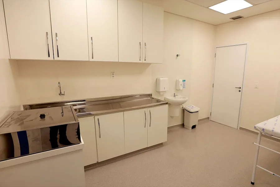 No Dia Mundial da Saúde, Bahia entrega serviço de radioterapia e consolida expansão da rede pública