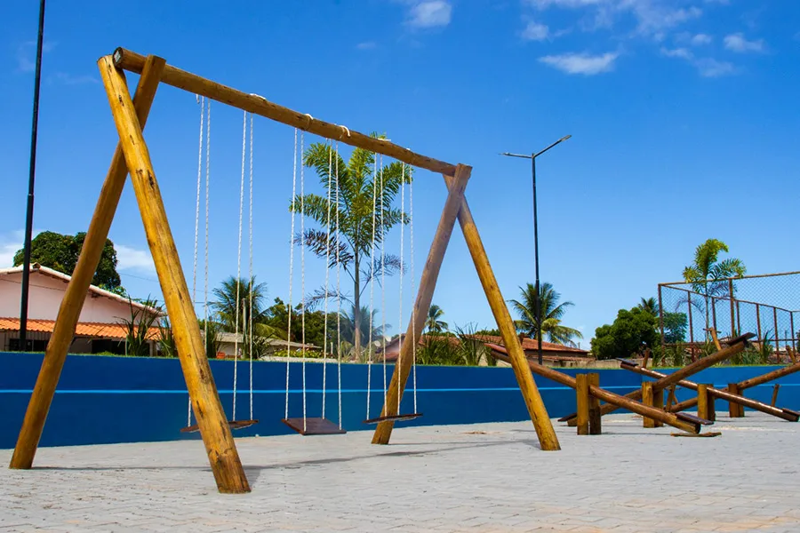 Prefeitura de Nova Viçosa inaugura a Nova Praça Manuel Pedro dos Santos