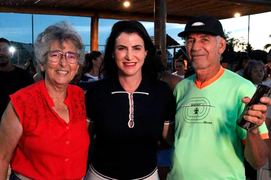 Prefeitura de Nova Viçosa inaugura a Nova Praça Manuel Pedro dos Santos