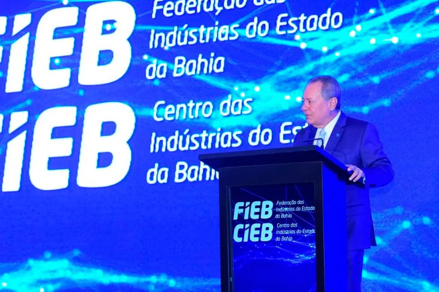 Novas diretorias da FIEB e CIEB tomam posse para mandato 2026-2030