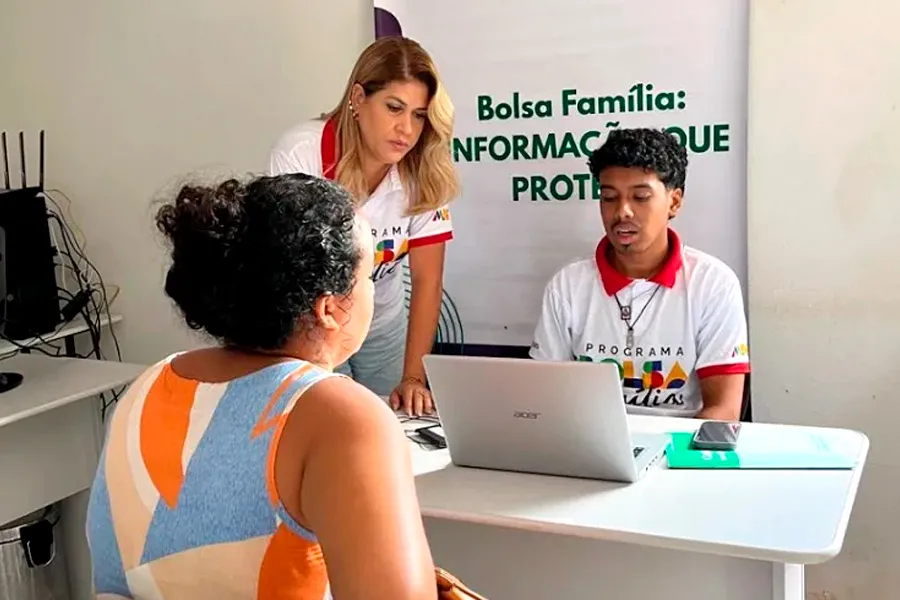 Prefeitura de Ibirapuã realiza ação de busca ativa do Bolsa Família em Vila Portela