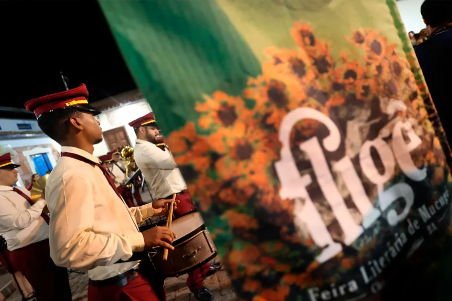 Campanha publicitária do Governo da Bahia destaca ações de incentivo à leitura e ao conhecimento