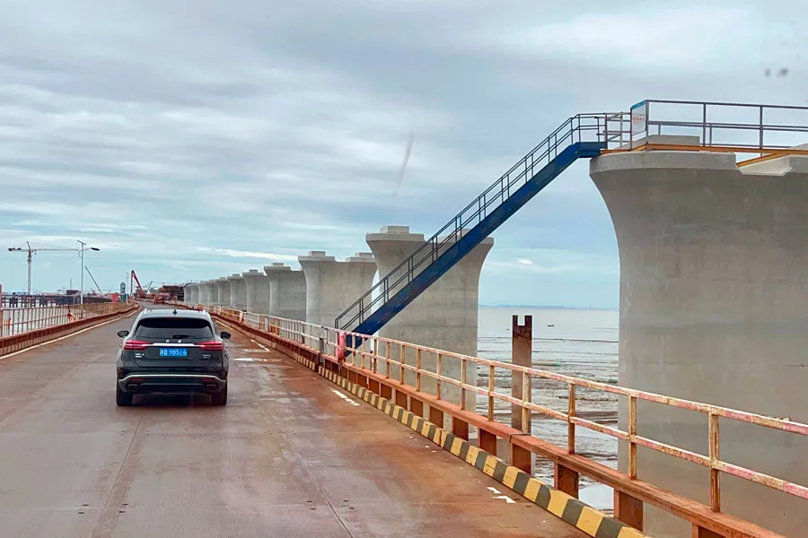Plataforma com tecnologia chinesa e inédita na América Latina marca início das obras da Ponte Salvador-Itaparica
