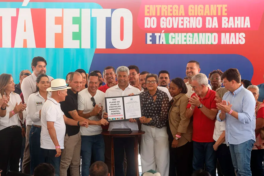 Em Carinhanha, Jerônimo Rodrigues autoriza obra de abastecimento de água pelo Novo PAC