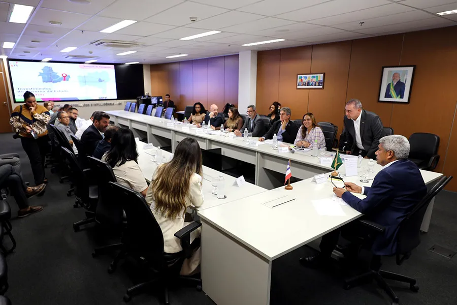 Governador Jerônimo anuncia investimentos para Itatim e reforça parceria com gestão municipal