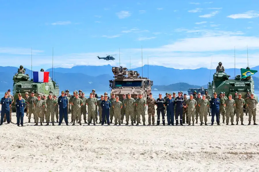 Marinha francesa realiza missão de formação no Brasil 