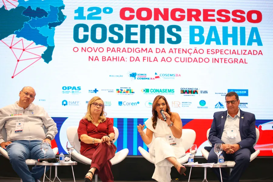 Bahia apresenta nova rota para organizar o cuidado especializado no SUS