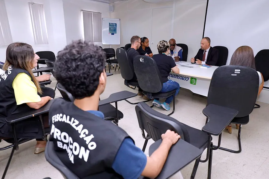 Governo da Bahia pagou parcelas de reajustes a 43 mil servidores nesta quinta-feira (30)