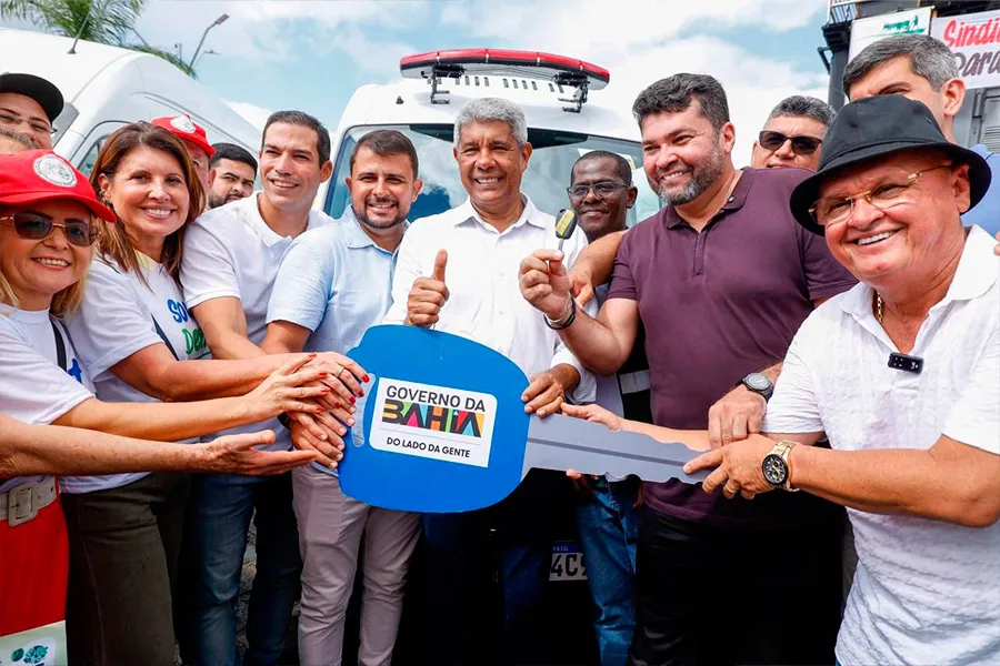 Entregas para infraestrutura, saúde e área rural marcam a celebração do Dia do Trabalhador em Riachão do Jacuípe