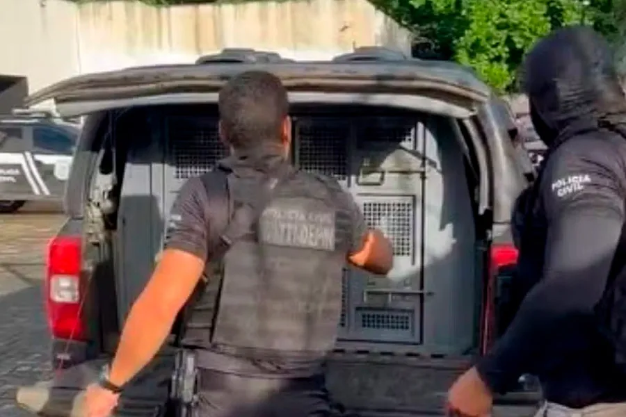 Operação prende dois e cumpre oito mandados de busca e apreensão na BA, MG e SC