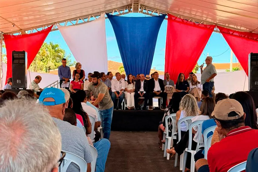 Lapão recebe pacote de investimentos do Estado em infraestrutura, abastecimento de água e desenvolvimento rural