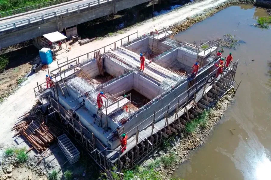 Nova ponte de mão dupla avança e começa a mudar infraestrutura e mobilidade em Prado