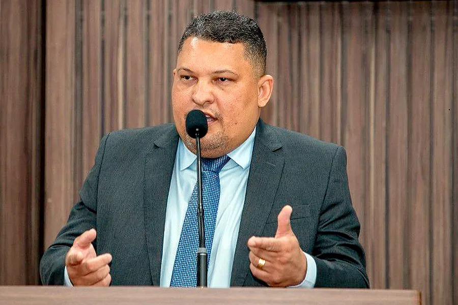 Vereador Jonatas Santos promulga pacote de leis voltadas à saúde e economia municipal