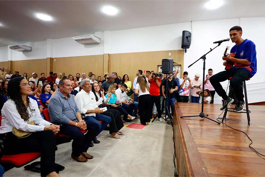 Governo do Estado entrega escola em tempo integral, obra viária e anuncia novos investimentos em Jaborandi Governo do Estado entrega escola em tempo integral, obra viária e anuncia novos investimentos em Jaborandi