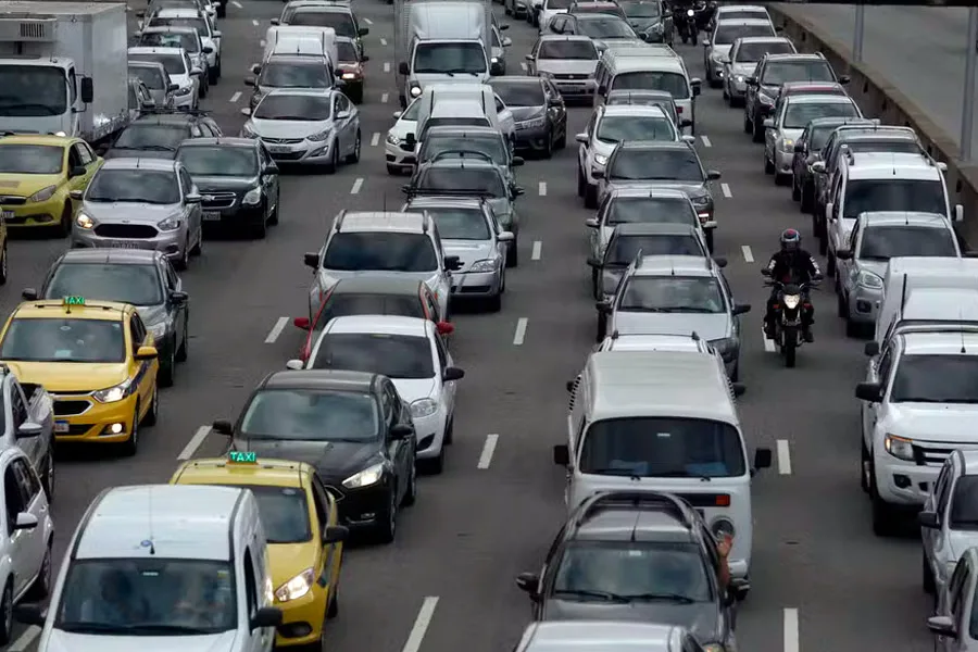 Governo anuncia hoje financiamento especial de carros para taxistas e motoristas de aplicativo