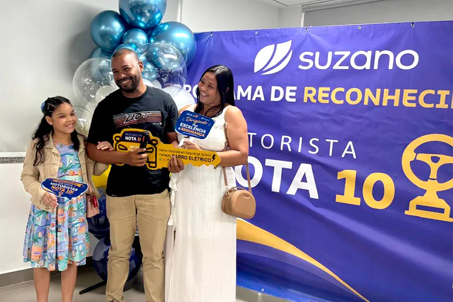 Morador de Itabatã é premiado pela Suzano como melhor motorista carreteiro da Bahia